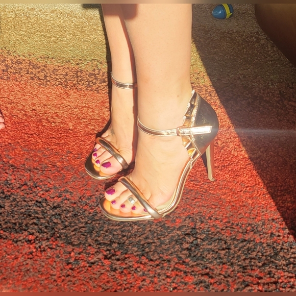 Misguided Rose Gold heels - Picture 8 of 10